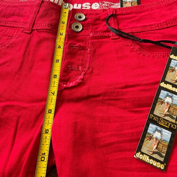 DOLLHOUSE  RED SHORTS SIZE  13.. NWT - Picture 8 of 10